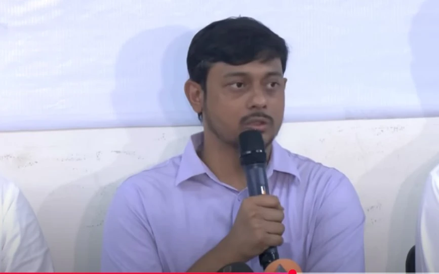 ইউনুস স্যার যদি ওইখানে বসে স্বৈরাচারী হয়ে ওঠার চেষ্টা করেন তাহলে স্যারেরও পতন আসন্ন: নাসিরুদ্দিন পাটোয়ারী (ভিডিও)